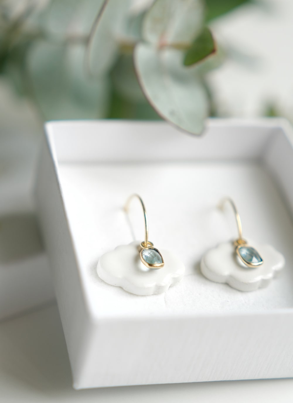 Orecchini Sisu Shine Creative Bloom ceramiche e gioielli con un'anima mantra da indossare