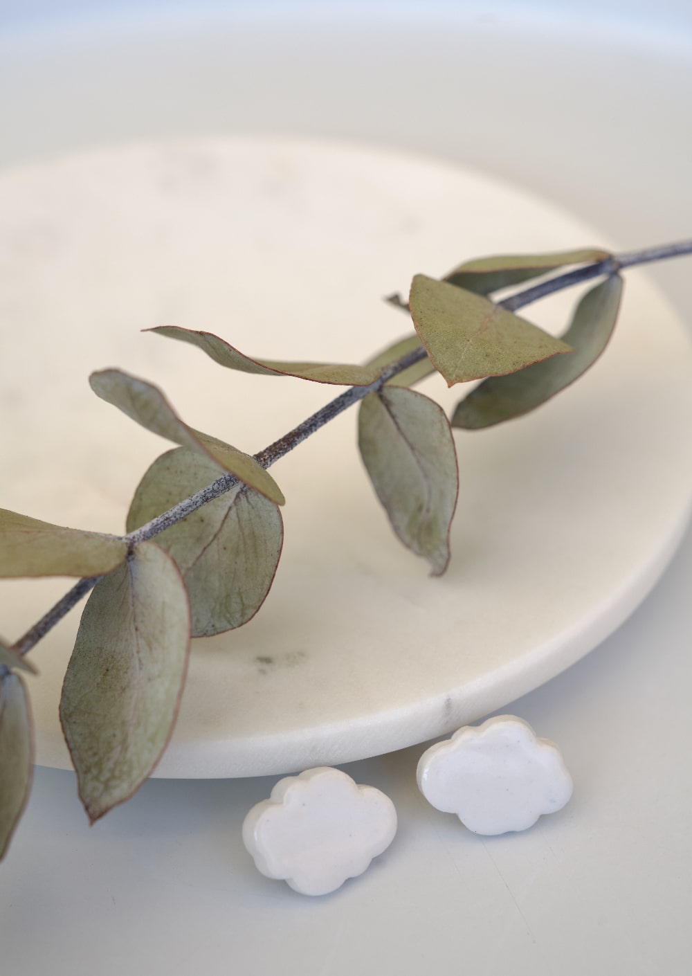 Orecchini Sisu lobo Creative Bloom ceramiche e gioielli con un'anima mantra da indossare